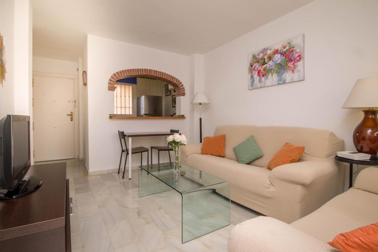 Erisa 56 By Ivi Real Estate Apartment ตอร์เรโมลิโนส ภายนอก รูปภาพ