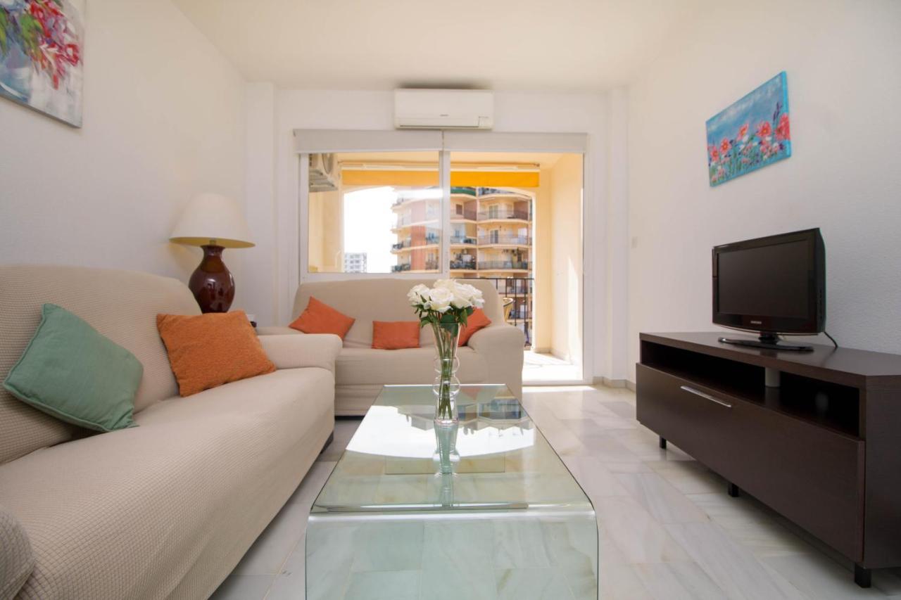 Erisa 56 By Ivi Real Estate Apartment ตอร์เรโมลิโนส ภายนอก รูปภาพ